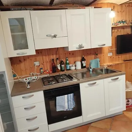 Locazione Turistica Delle Dee بيسكوكوستانزو