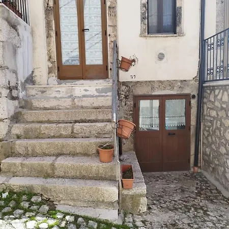 بيت للعطل Locazione Turistica Delle Dee بيسكوكوستانزو