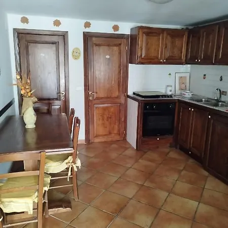 Locazione Turistica Delle Dee بيسكوكوستانزو